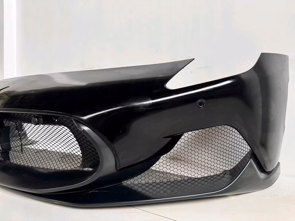 MASERATI MC20 front bumper - Image 4