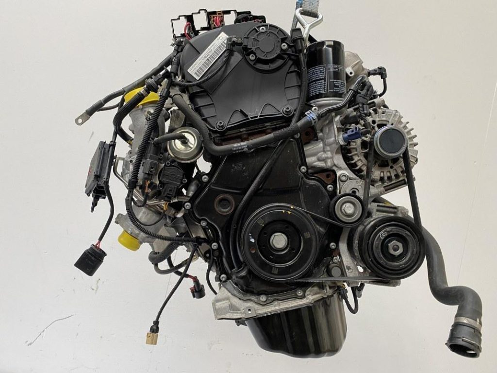 Audi A4 2.0 TFSI CPM engine - Image 6