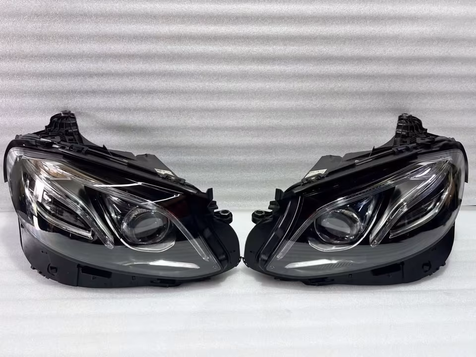 Mercedes E-Class W213 Multibeam Left Right  Headlights A2139067606kz