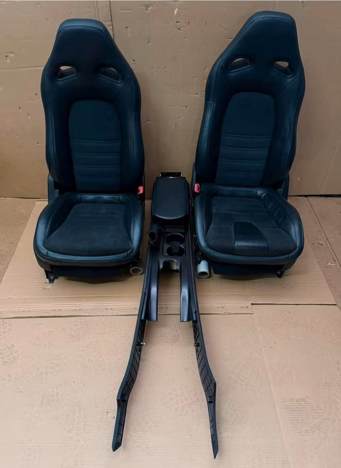 NISSAN GT-R GTR R35 seat