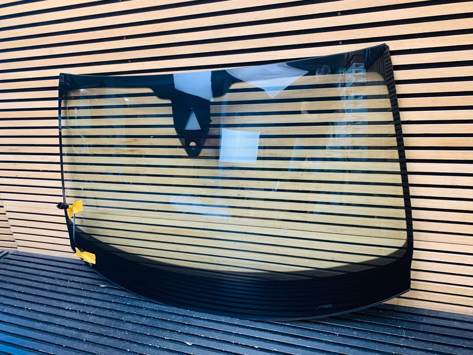 Bentley Flying Spur Windscreen 3SE845099AF - Image 5