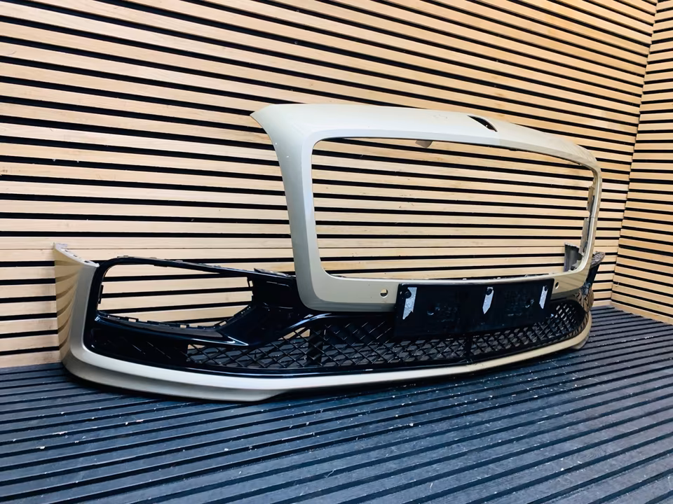 Bentley Flying Spur Front Bumper Grille 3SE807093 - Image 8