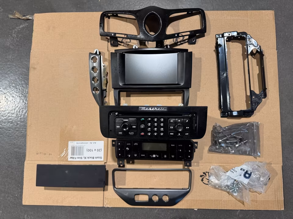 Maserati Granturismo Navigation System Radio Climate Control Unit M145