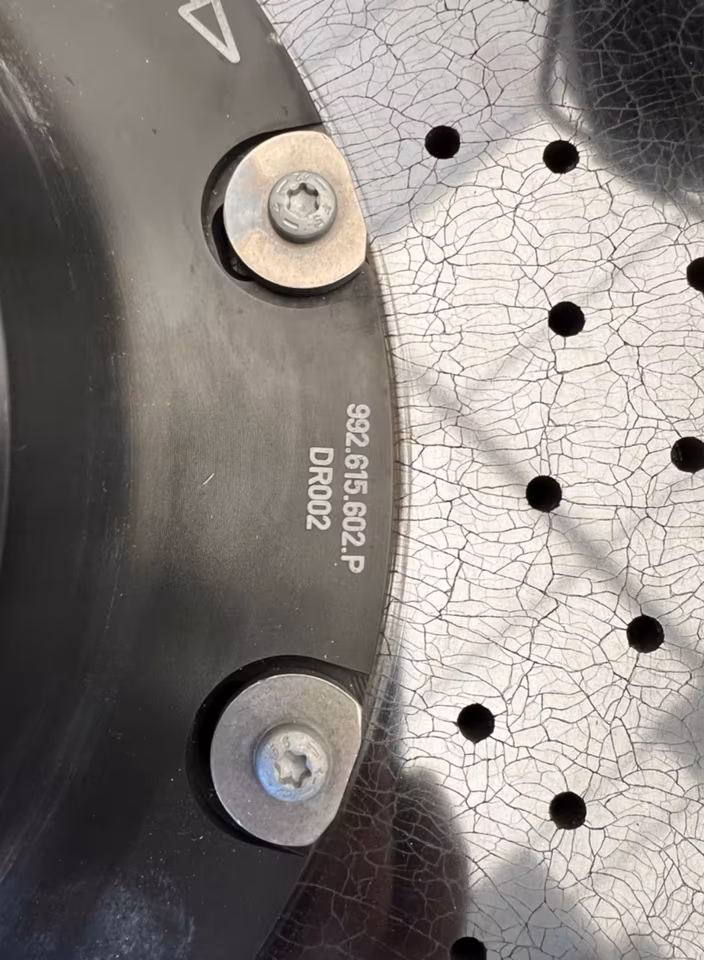 PORSCHE 911/992 TURBO S CERAMIC CERAMIC BRAKE SYSTEM BRAKE NEW - Image 4