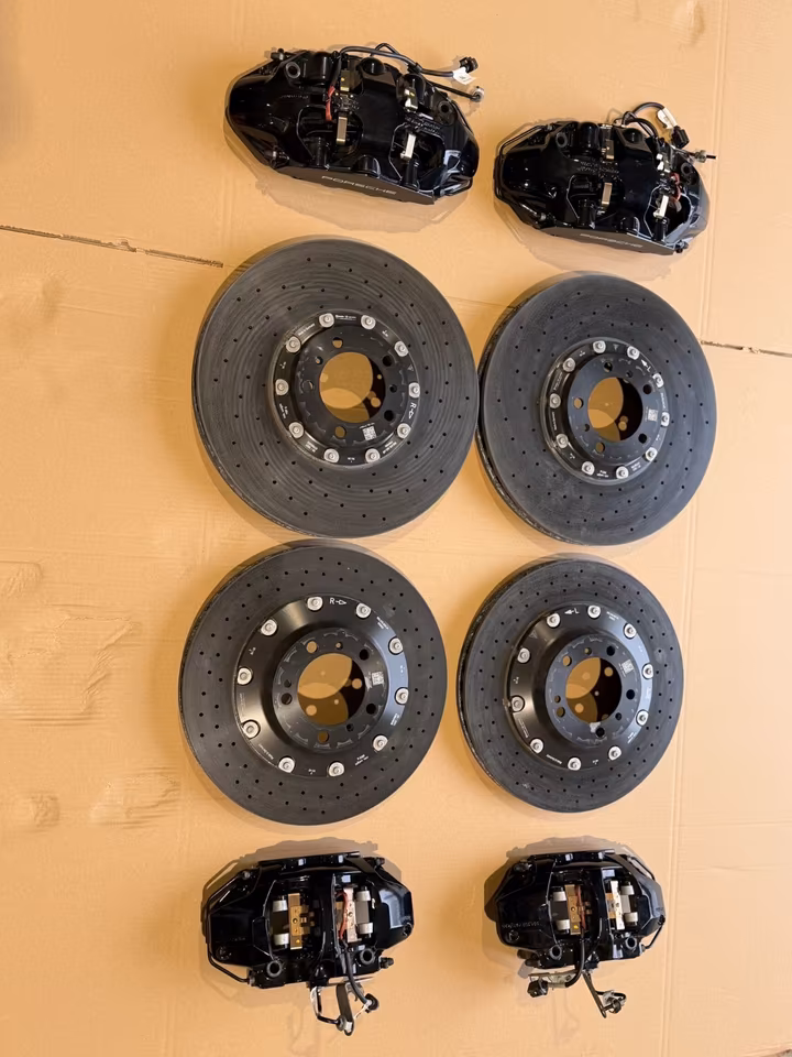 PORSCHE 911 TURBO S 992 CERAMIC BRAKE SYSTEM calipers BLACK