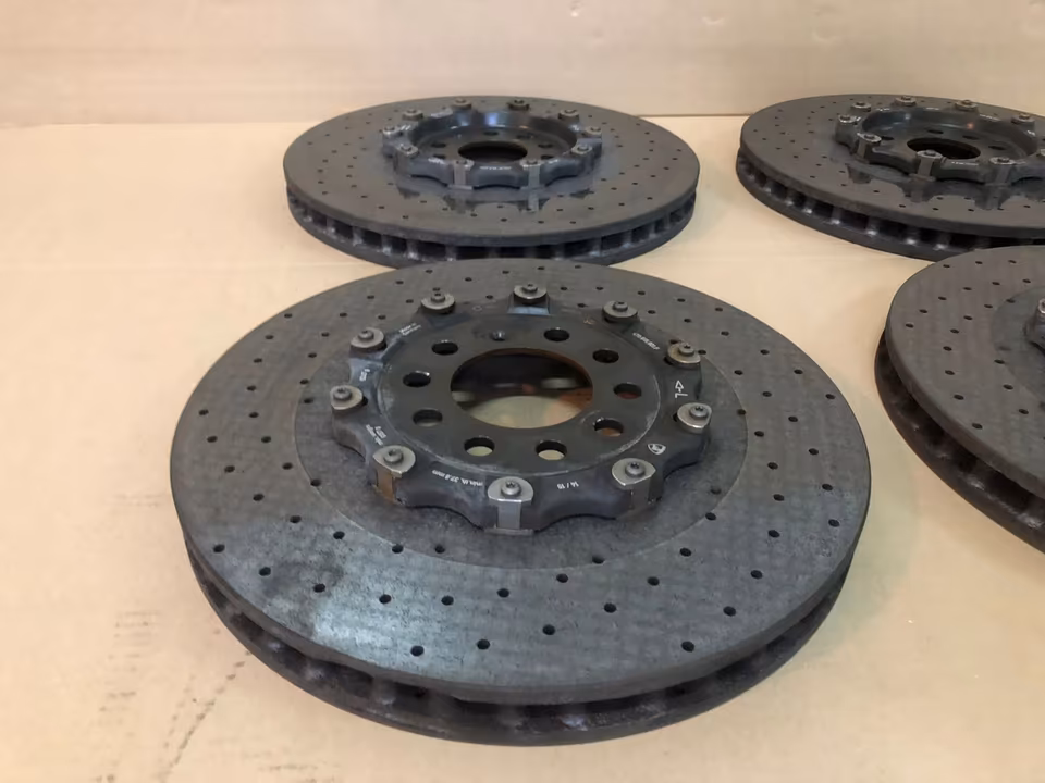 Lamborghini Aventador ceramic carbon brake system brakes - Image 2