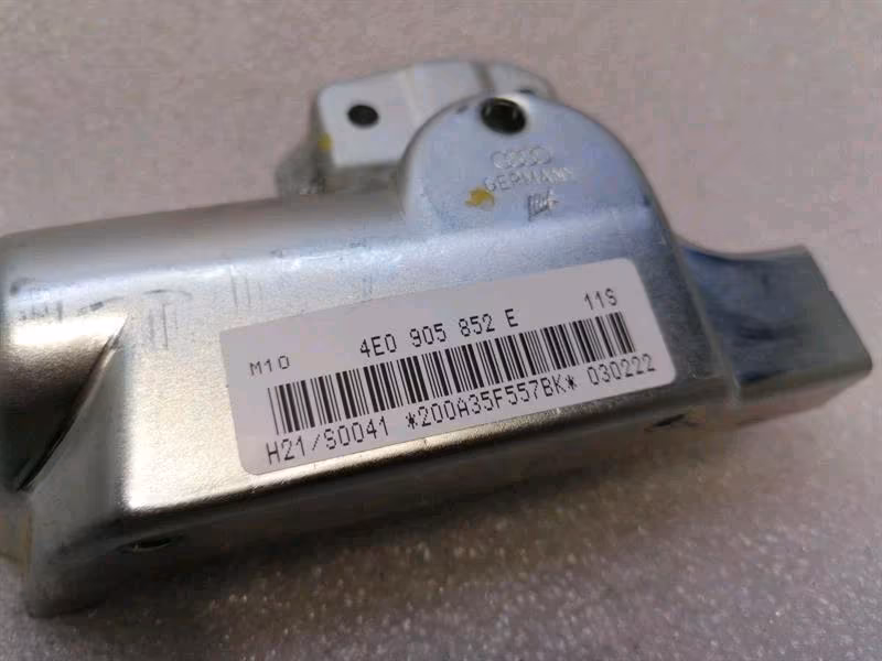 BENTLEY CONTINENTAL GT 6.0 2012 W12 Engine Control Unit + Key - Image 2