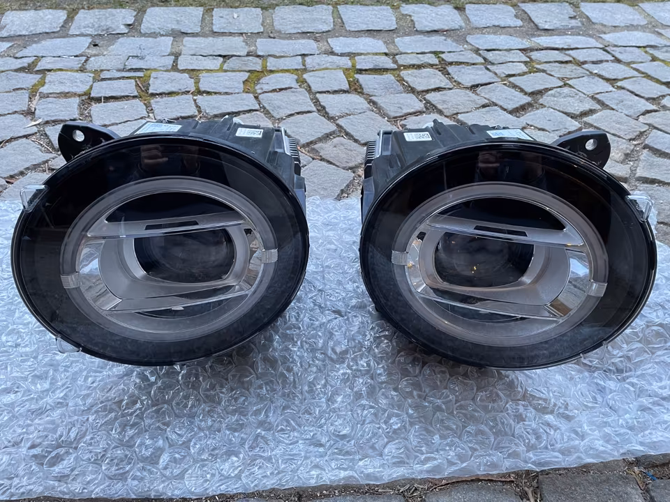 Mercedes G-Class W463 Headlights / A4639064702 / A4639064802