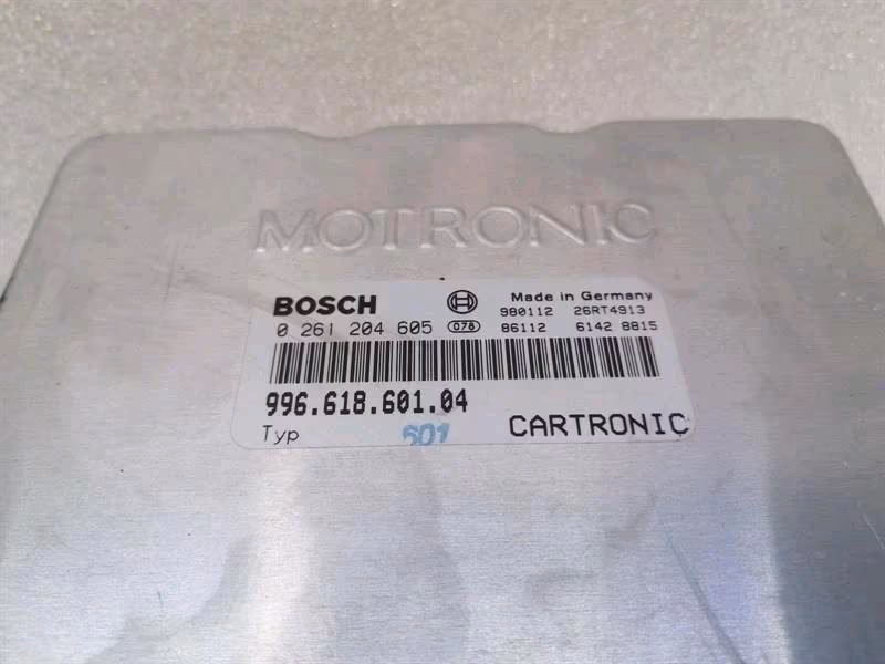 PORSCHE 996 3.4 Engine Control Unit + Key - Image 5