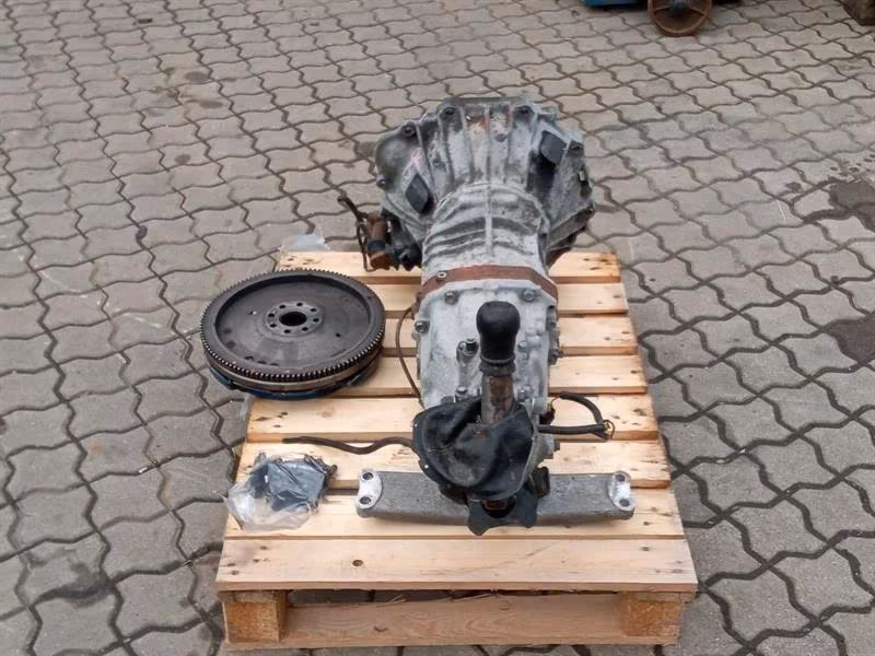 TOYOTA SUPRA 3.0T A80 93-02 5-speed manual transmission - Image 2