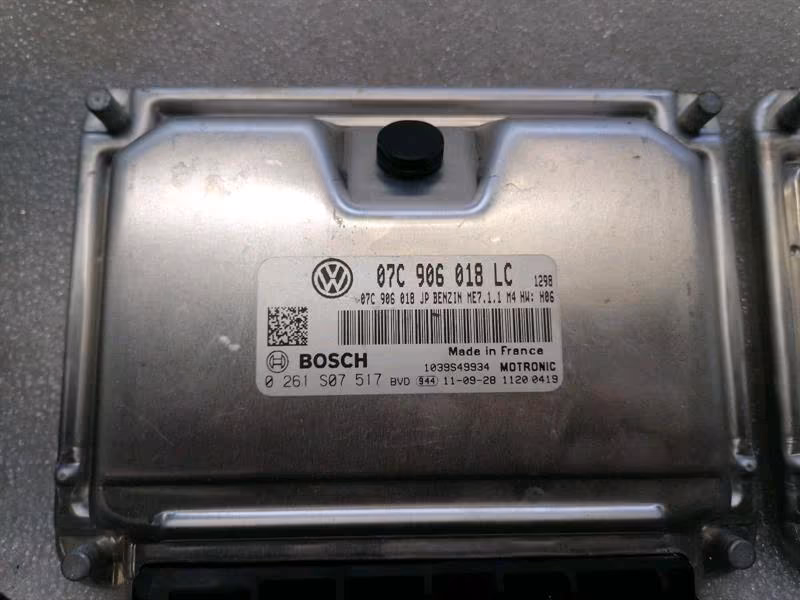 BENTLEY CONTINENTAL GT 6.0 2012 W12 Engine Control Unit + Key - Image 10