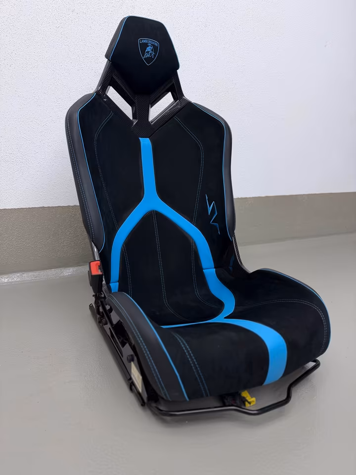 Lamborghini Aventador SV Carbon bucket seats - Image 5