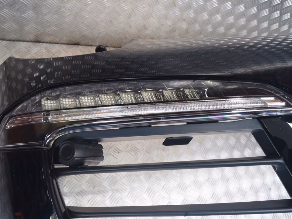 Porsche 911/991.1 Front Bumper GTS Complete - Image 3