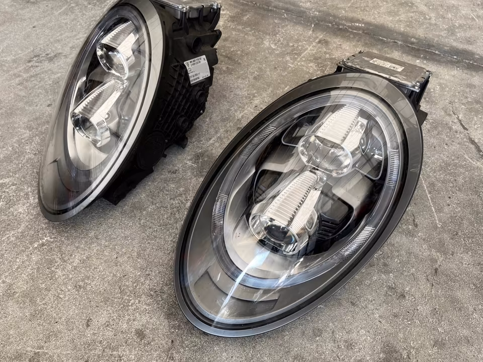 Porsche PDLS Plus LED Headlights 99163117213, 99163117212