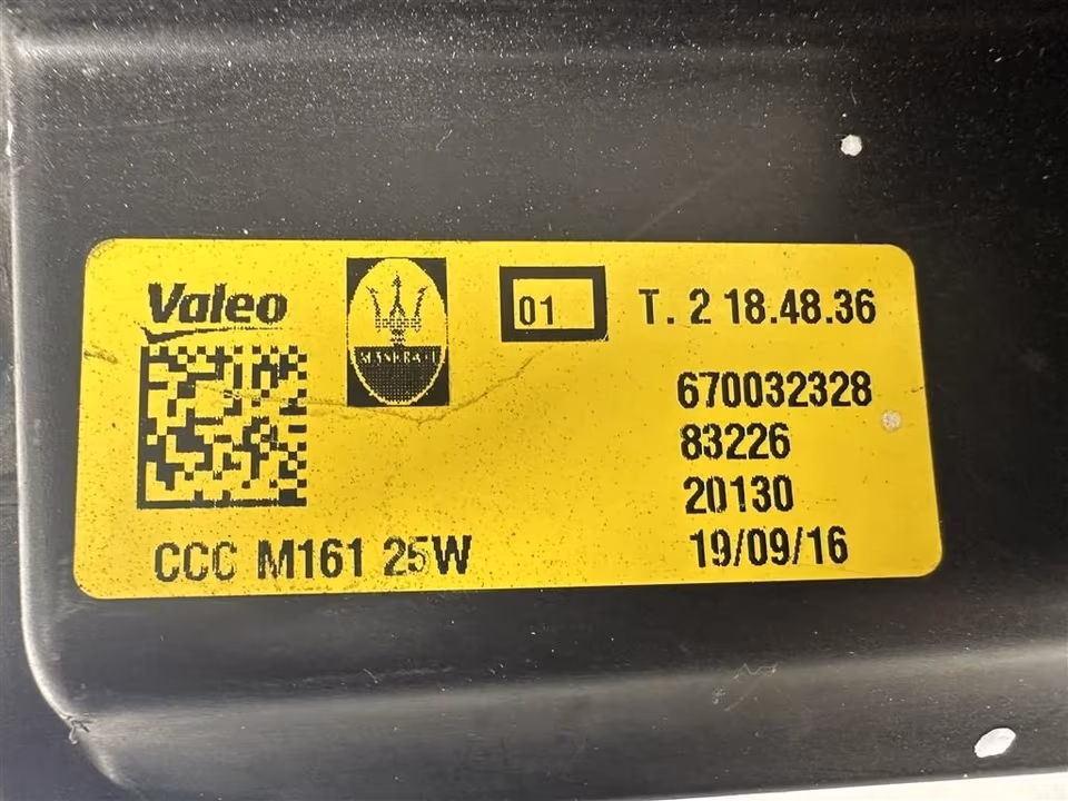 Headlight Maserati Levante 16-21r Bi-Xenon 670032328 Left - Image 3