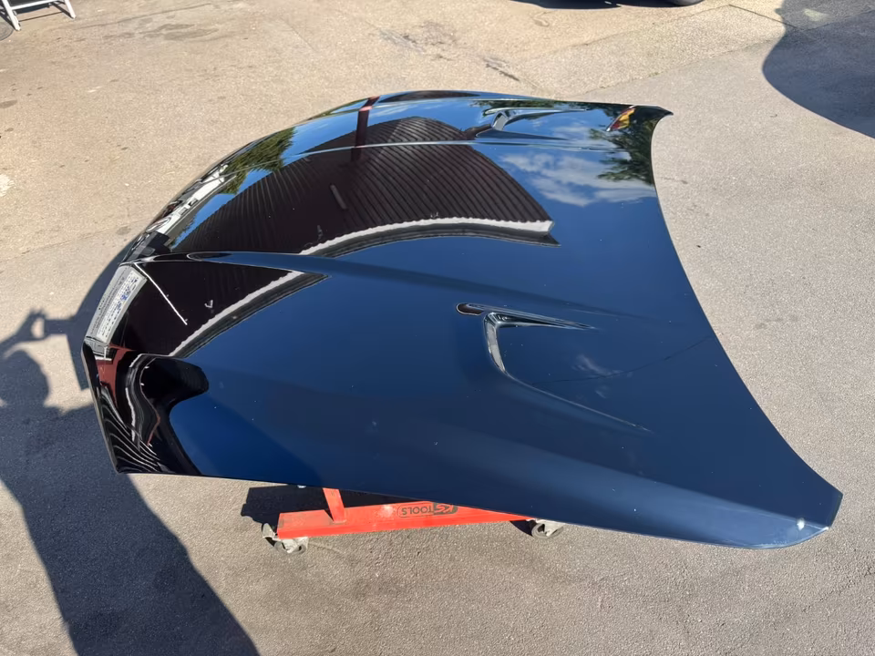 Maserati Levante Trofeo M161 OEM Black Hood 287 - Image 4