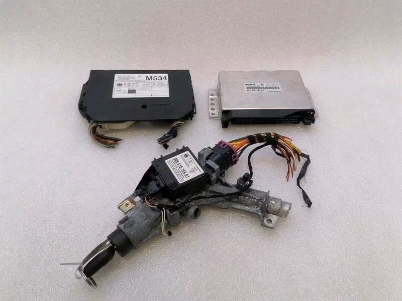 PORSCHE 996 3.4 Engine Control Unit + Key