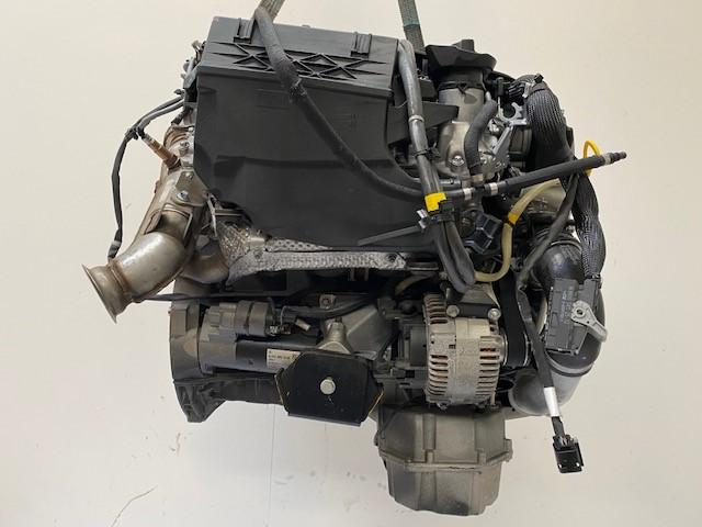 Mercedes G350d engine - Image 4