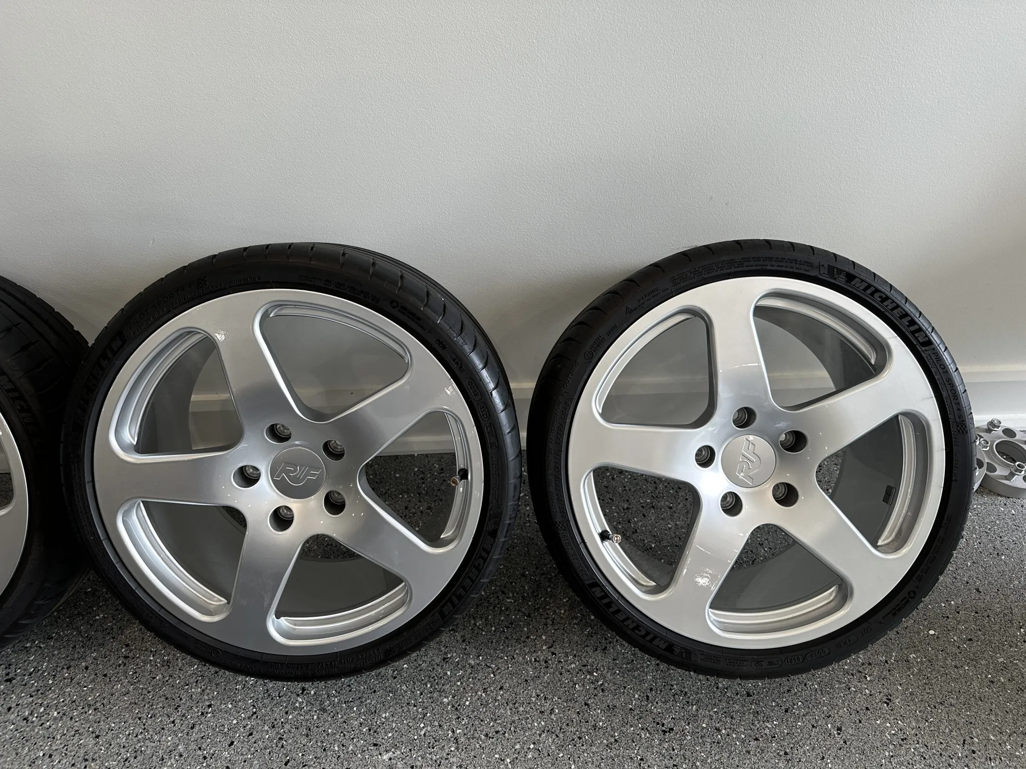19×8.5″ and 19×10″ RUF Wheels for Porsche 993 Turbo - Image 7