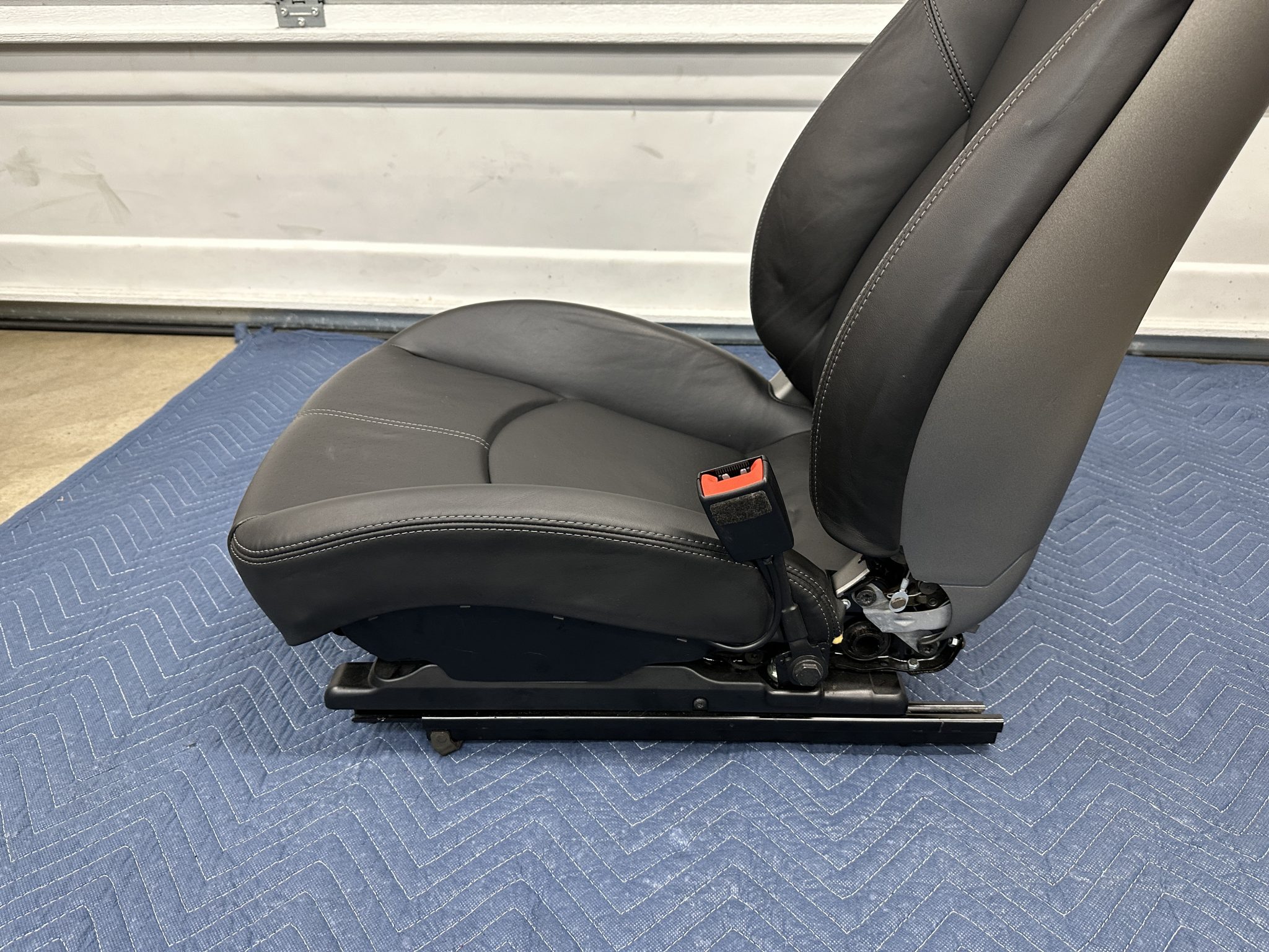 Porsche 997 Adaptive Sport Seats - Image 3