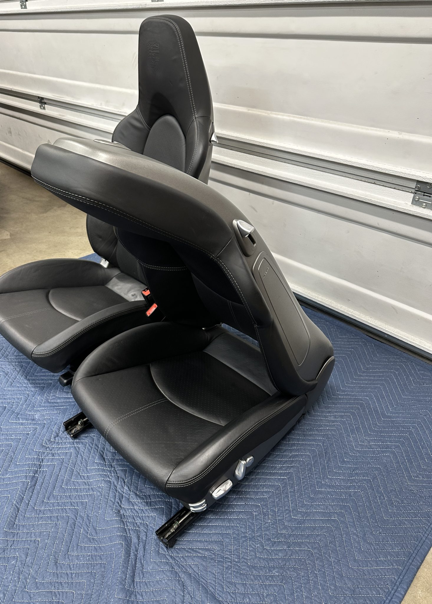 Porsche 997 Adaptive Sport Seats - Image 2