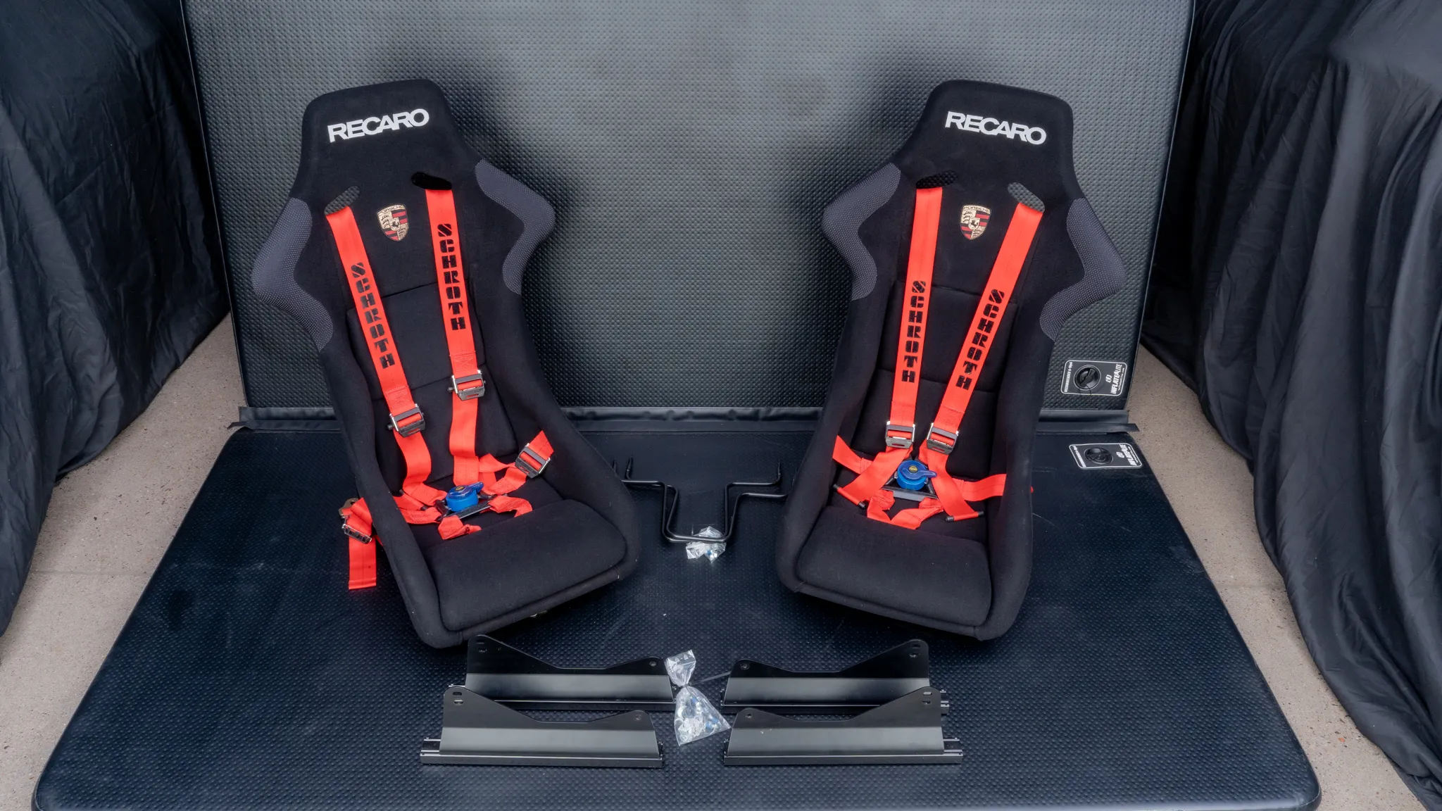 Recaro Profischale GF-UP 964 Cup Seats - Image 15