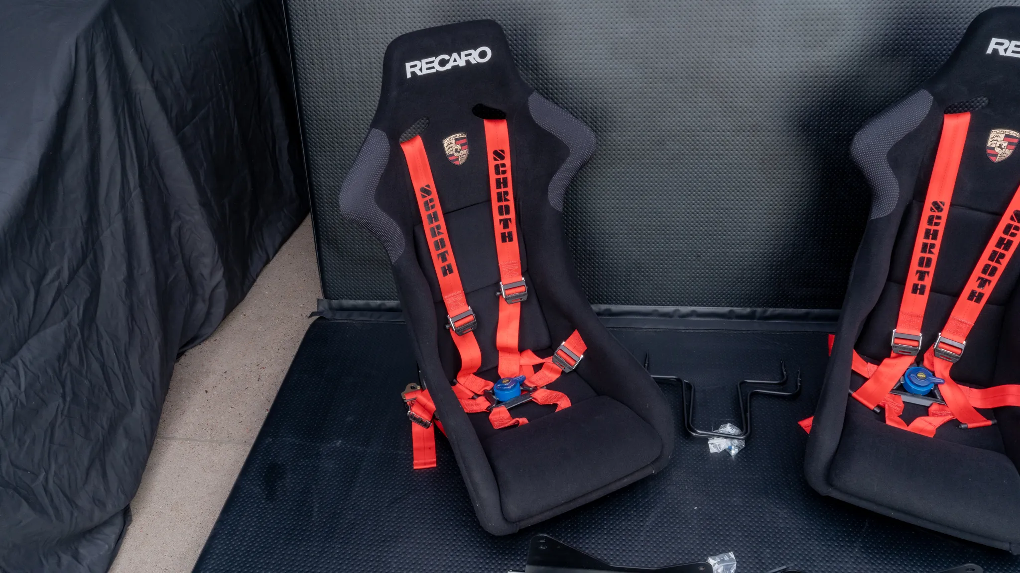 Recaro Profischale GF-UP 964 Cup Seats - Image 12