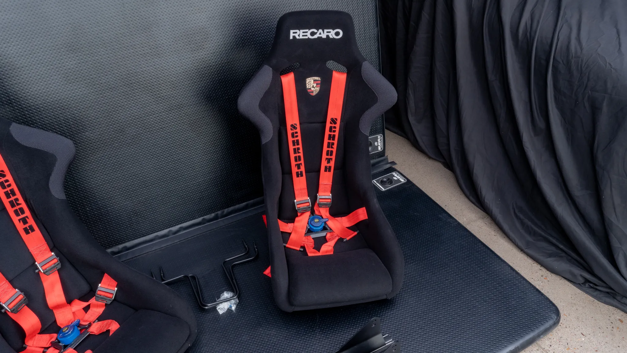 Recaro Profischale GF-UP 964 Cup Seats - Image 11