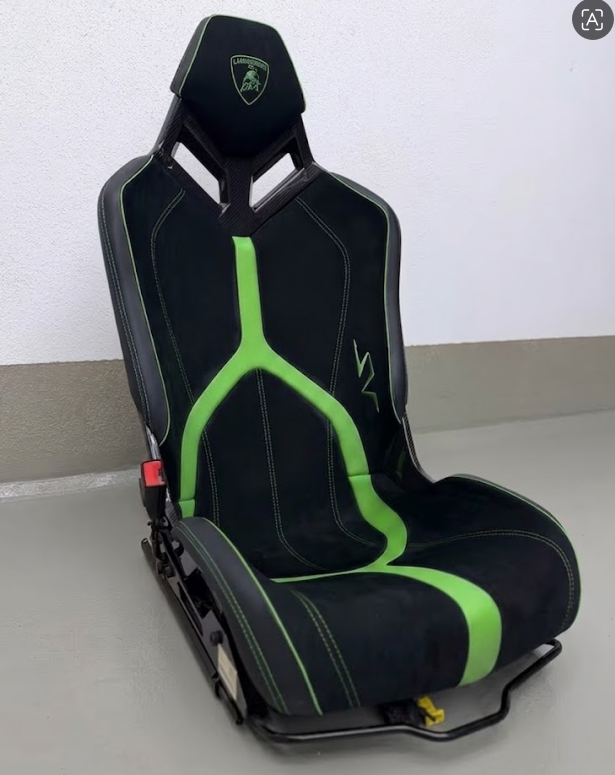 Lamborghini Aventador SV Carbon bucket seats - Image 8