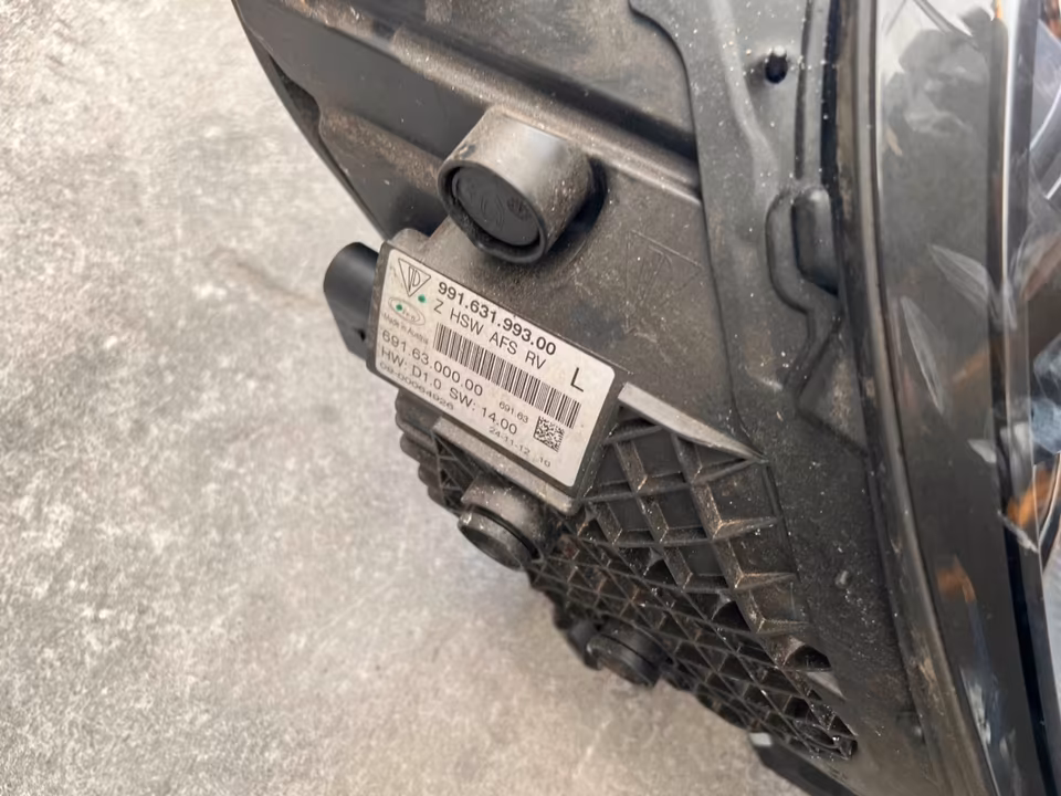 Porsche 911 Headlights 991 PDLS Black 991.631.993.00/994.00 - Image 2