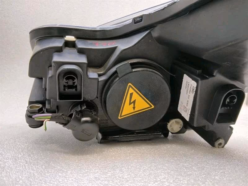 FERRARI 488 F142M Right Headlight - Image 6