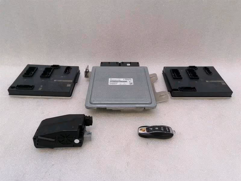 PORSCHE CAYMAN 718 GTS 2.5 S 982 2.5L DDN Engine Control Unit Set