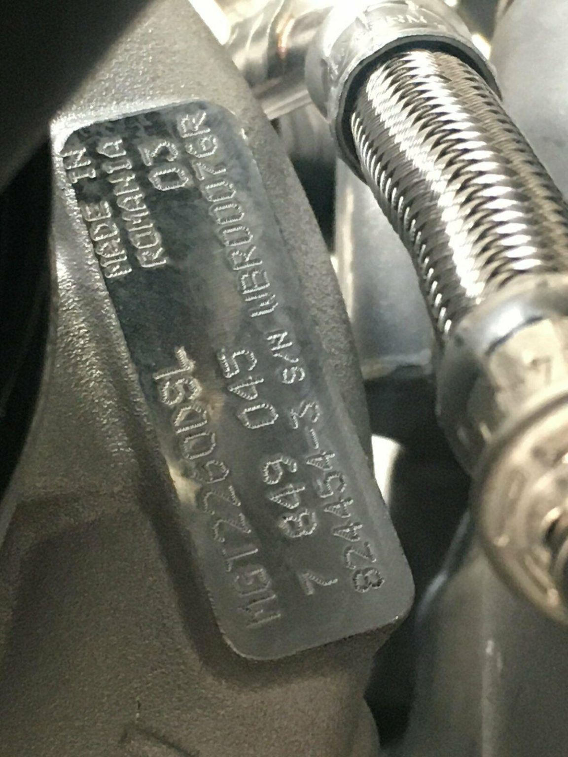 BMW X5M Engine (F85) S63B44B 4.4L Twin-Turbo V8 • 2019 - Image 10