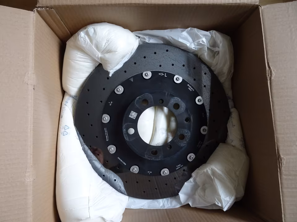 9J1615602B Ceramic brake discs for Audi e-tron GT - Image 8