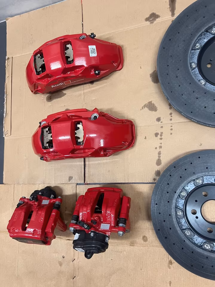 AUDI Q8 RS CERAMIC BRAKE SYSTEM 4M0 CALERS DISCS PADS NEW - Image 10