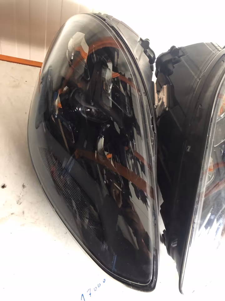 PORSCHE PANAMERA 971 PDLS HEADLIGHT 971941036J,971941035J - Image 3