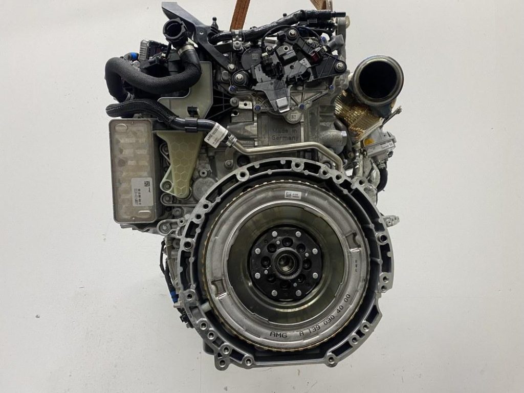 Brand-New Mercedes SL 43 AMG (F232) Engine - Image 2