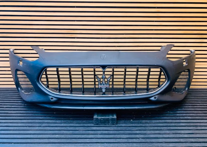 Maserati Granturismo bonnet bumper fender - Image 9