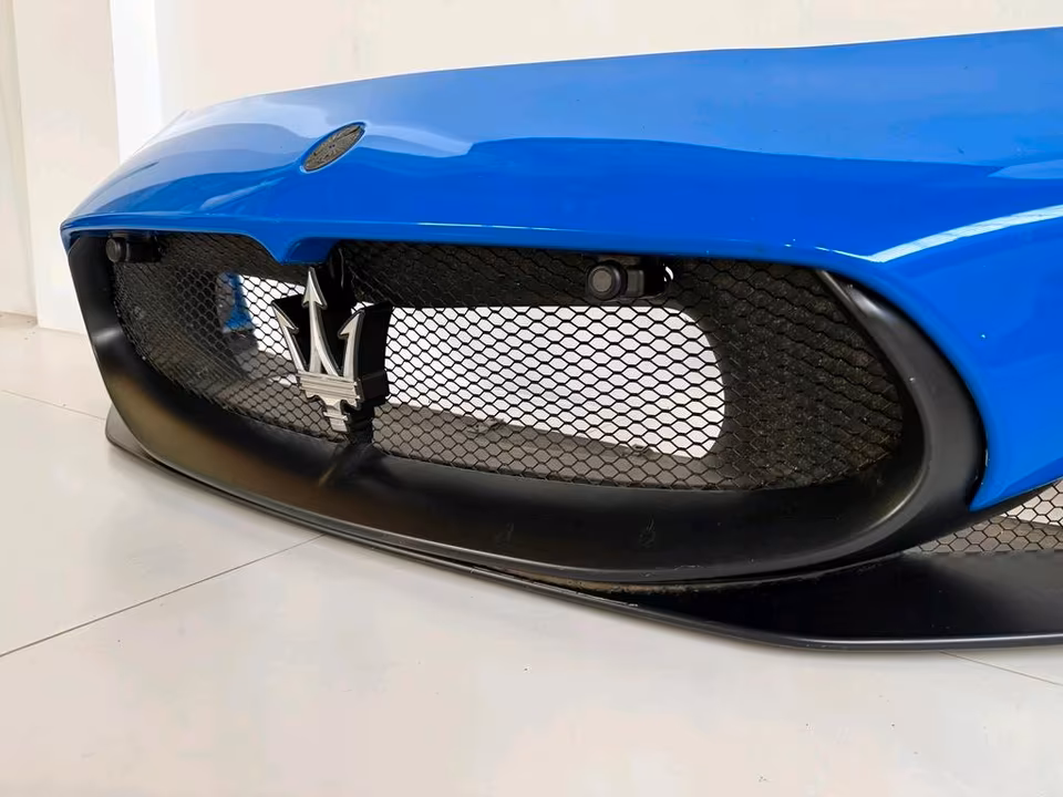 MASERATI MC20 front bumper - Image 5