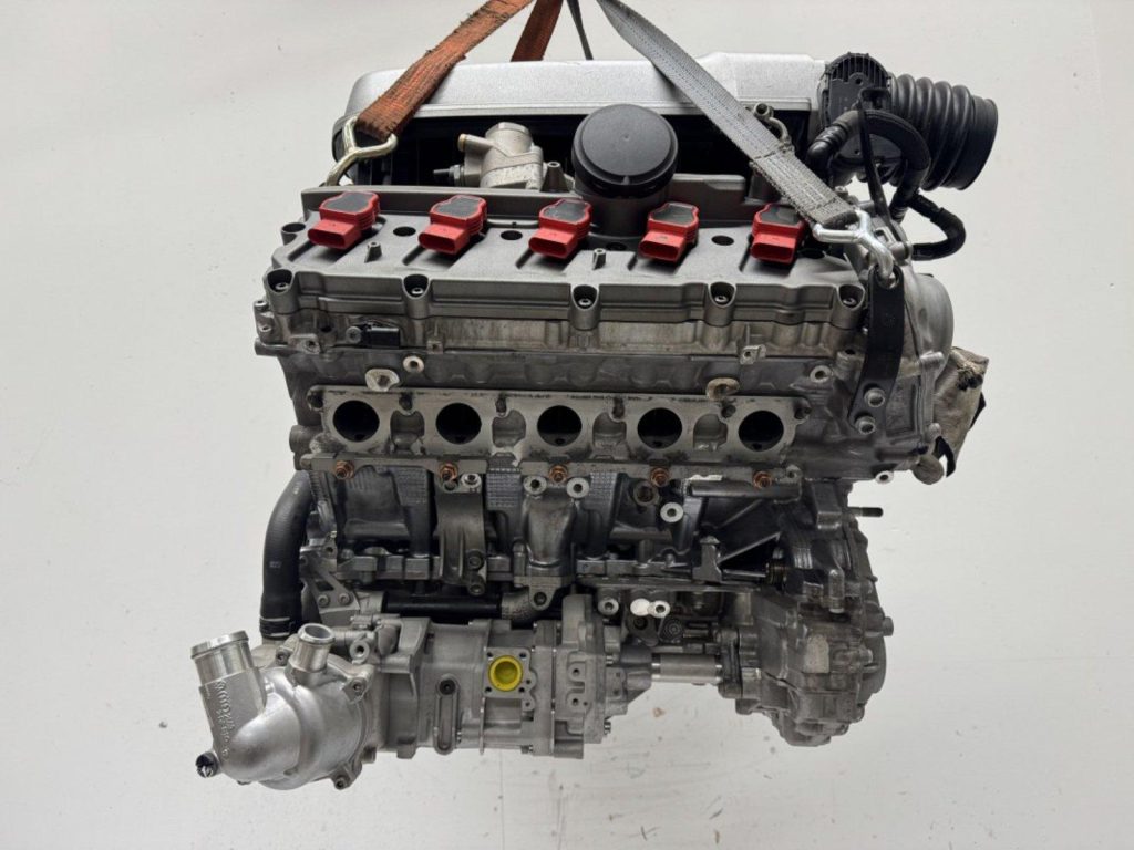 Audi R8 V10 engine - Image 6