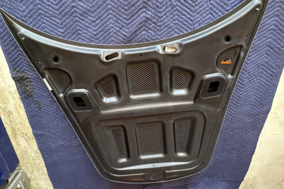 Porsche 991 Carbon-Fiber Hood - Image 6