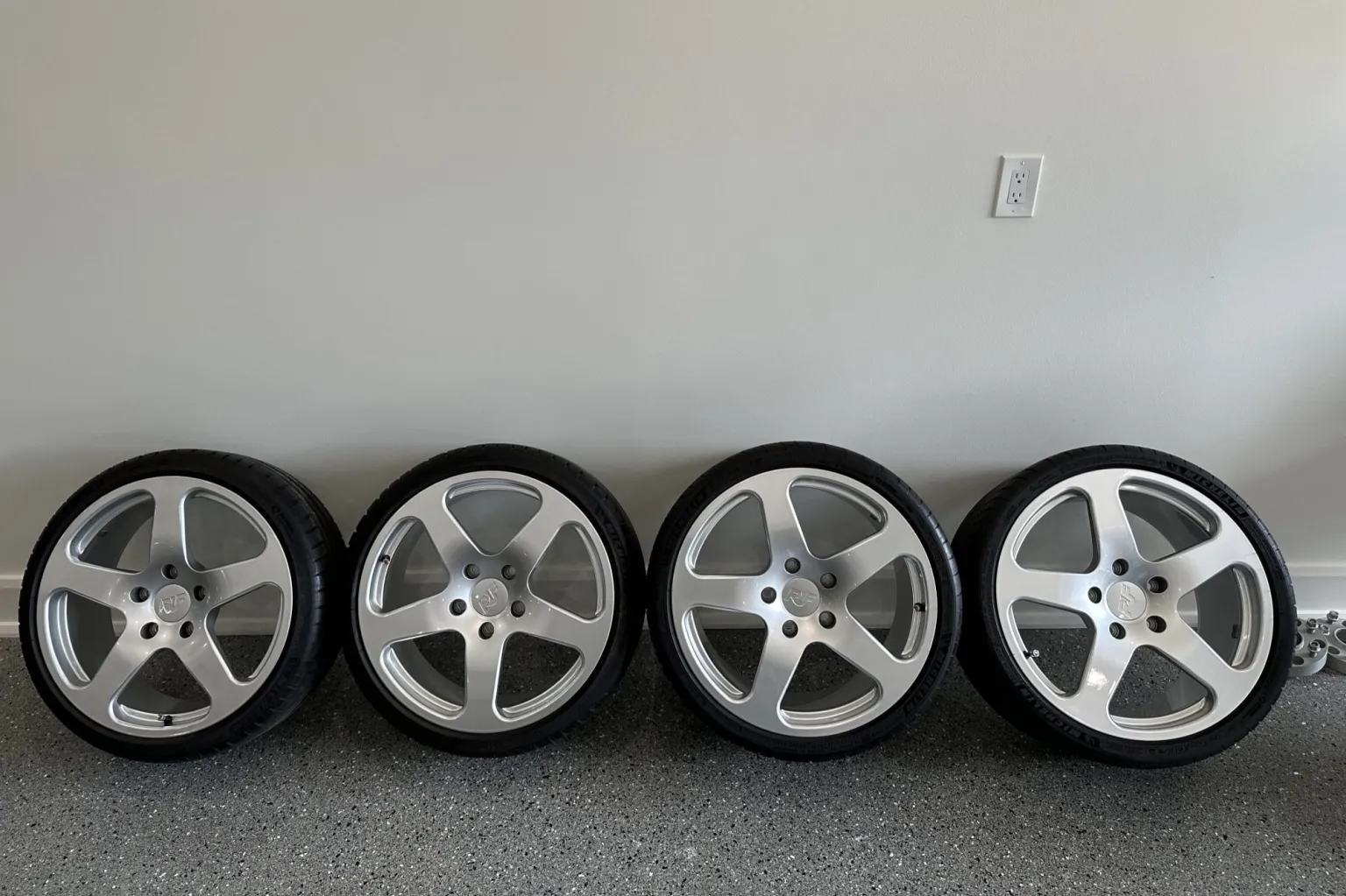 19×8.5″ and 19×10″ RUF Wheels for Porsche 993 Turbo